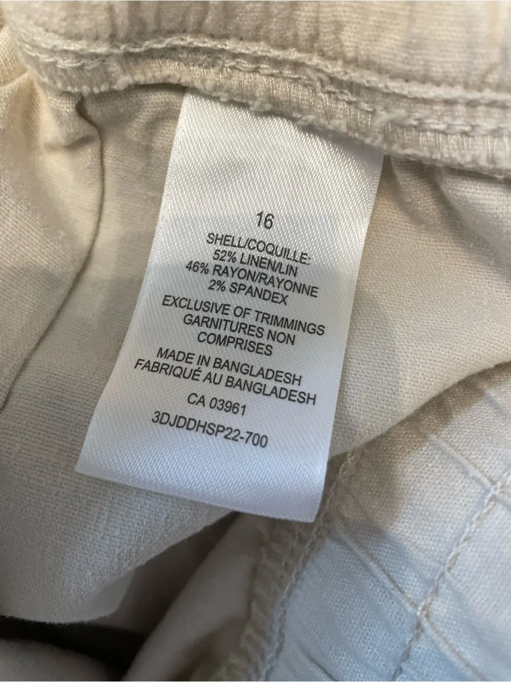 Denver Hayes Relaxed Drawstring Crop Pants in Cream - Picture 3 of 8